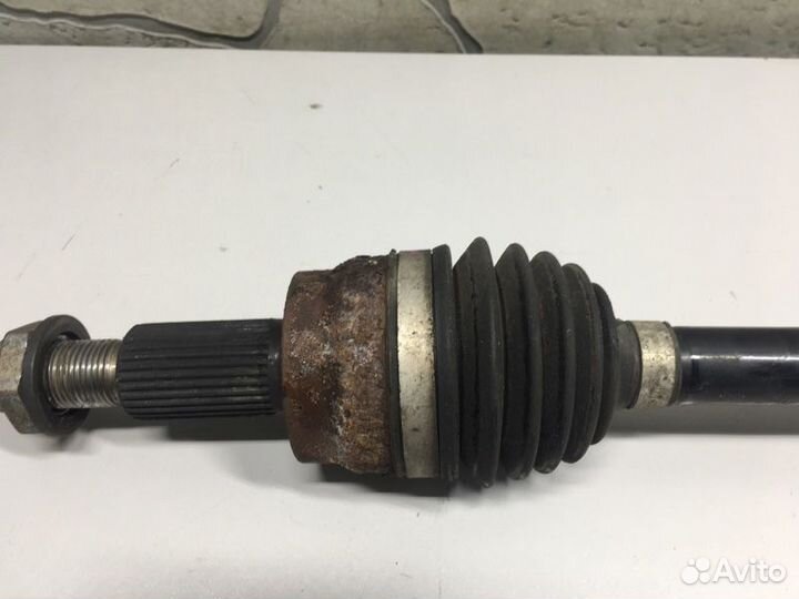 Привод задний левый Land Rover Range Rover Evoque