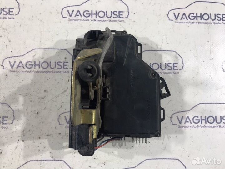 Замок двери передний правый Audi A6 C5 4B 2001