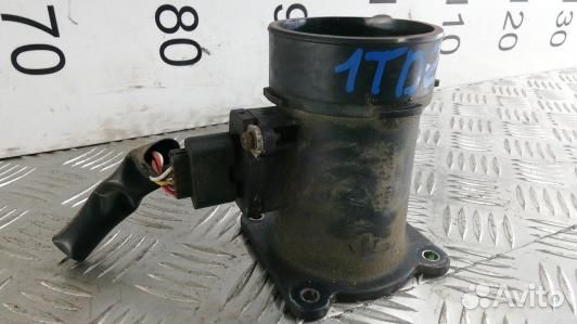 Расходомер воздуха бензиновый nissan almera N16 (1