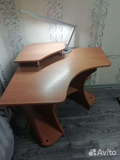Компьютерный стол бу