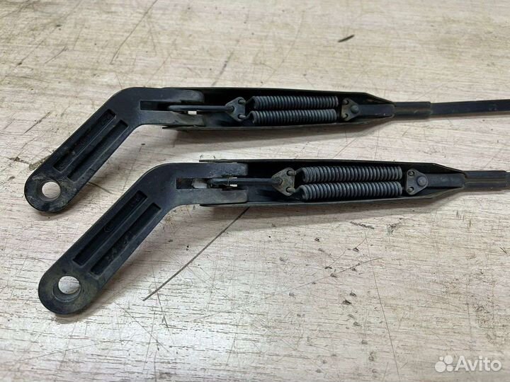 Поводки дворников Chevrolet niva