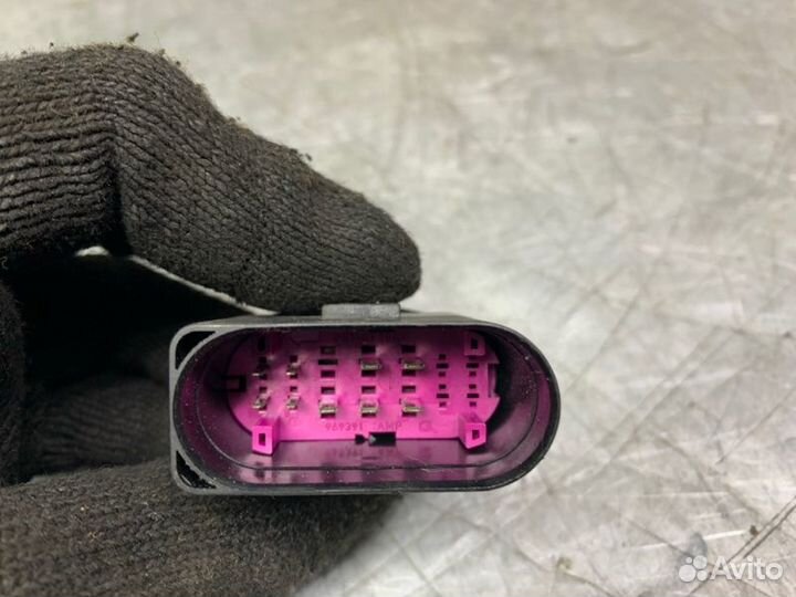 Разъем Volkswagen Touareg 2002-2010 внедорожник 2