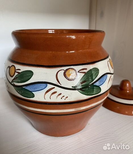 Глиняная посуда горшок крынка