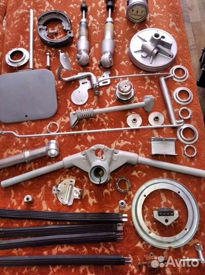 Запчасти мотороллера Вятка электрон