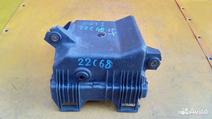 Корпус воздушного фильтра Mitsubishi Outlander 1