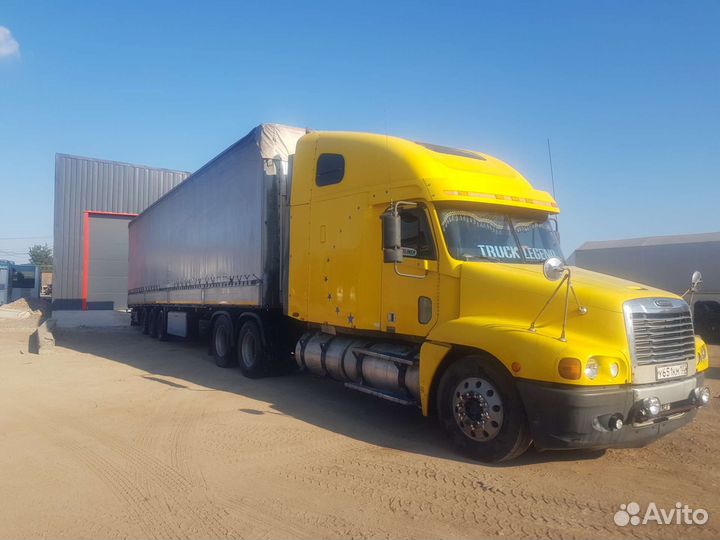 Freightliner Century Class, 2004