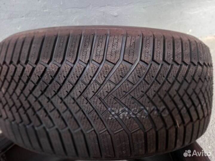 Yokohama BluEarth Winter V906 285/40 R22 и 325/35 R22