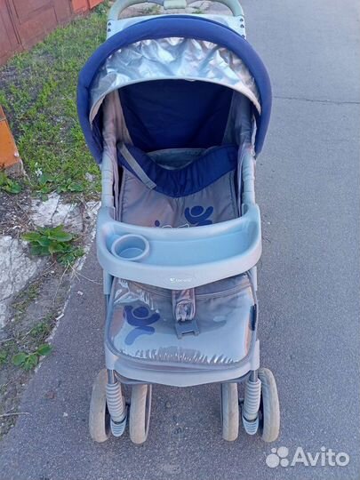 Коляска прогулочная