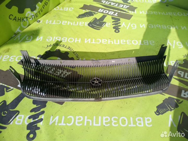 Решетка радиатора Chrysler Lhs 3.5 1993