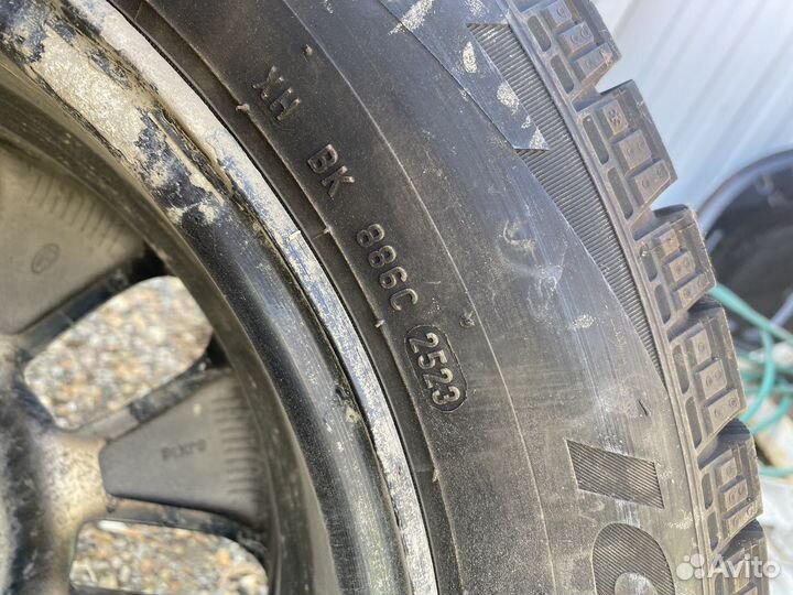 Pirelli Ice Zero FR 205/55 R16