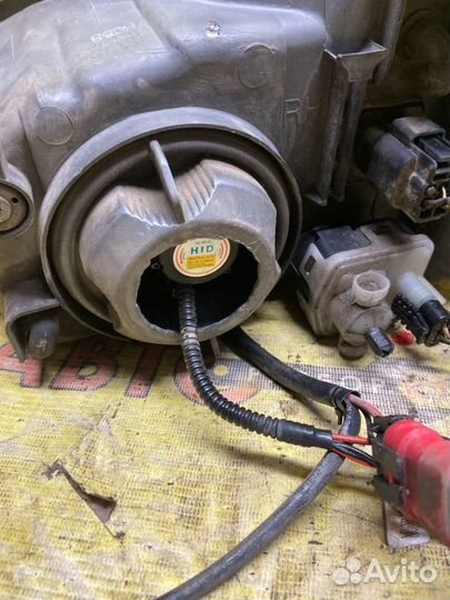 Фара Заз Сенс F14D4 2009