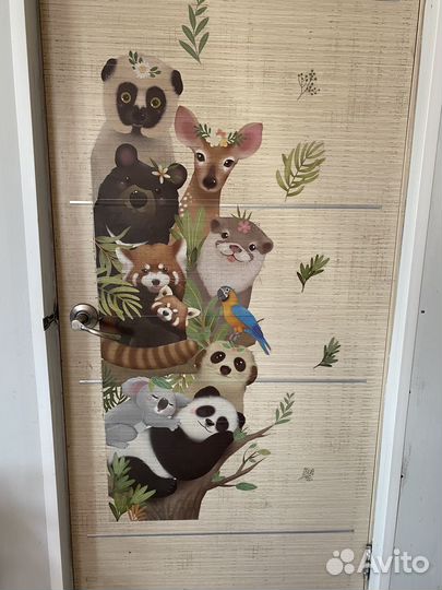 Интерьерные наклейки