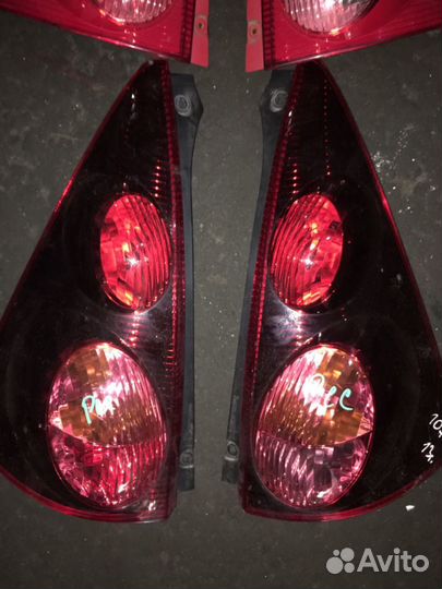 Фонарь правый и левый пежо 107