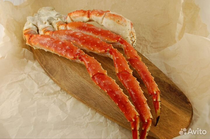 Крупный камчатский краб