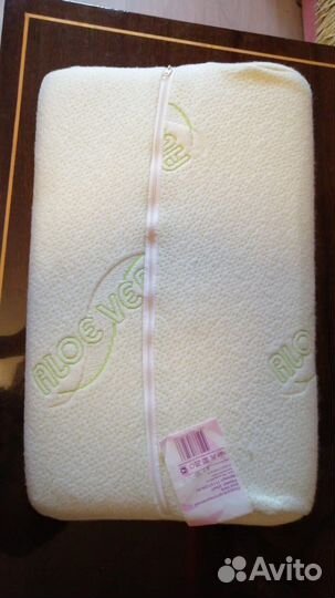 Ортопедическая подушка с изгибом под шею