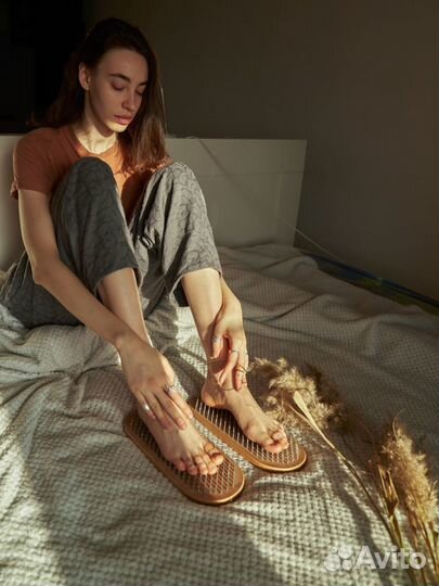 Гвоздестояние, практика стояния на гвоздях