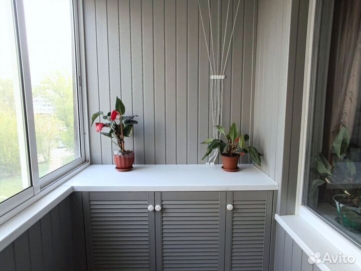 Отделка балкона. Остекление. Рассрочка