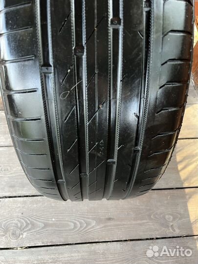 Nokian Tyres Hakka Black 245/40 R19 98Y
