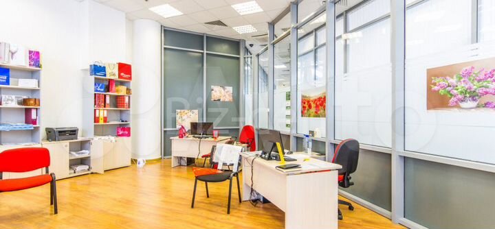 Недалеко от метро офис 33.5 кв.м в аренду