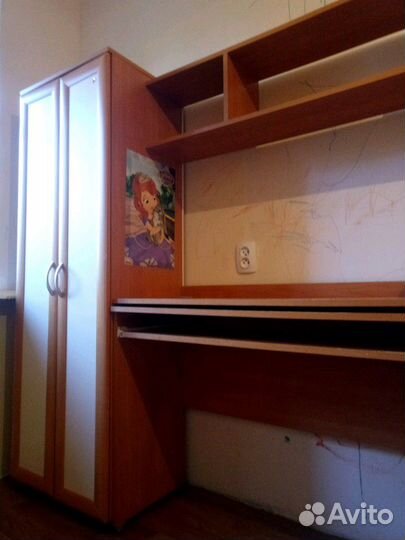 Стол+шкаф