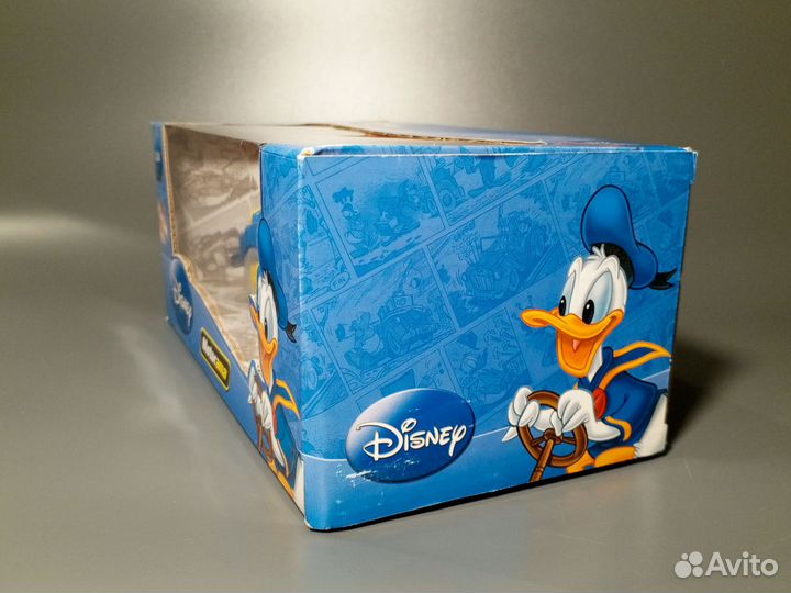 Машинка Disney Donald Duck 1/24 (Motorama)