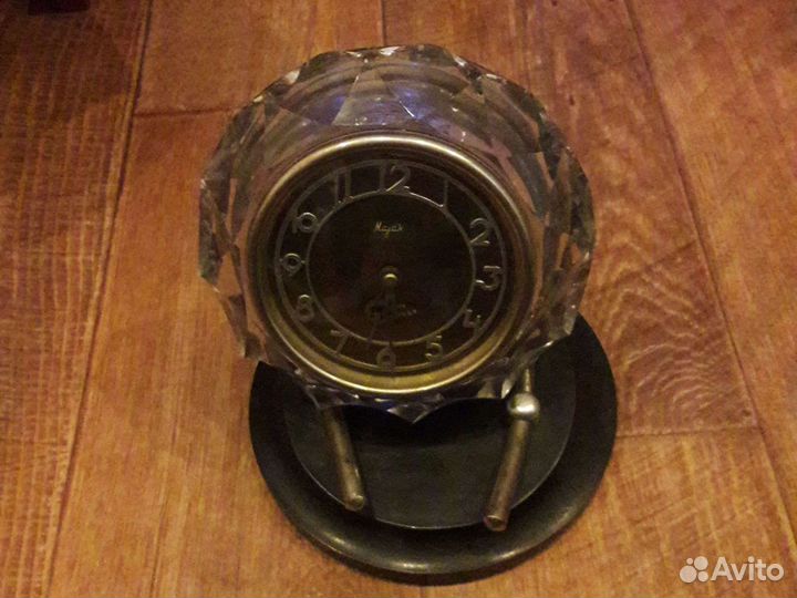 Часы советские