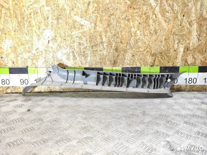 Обшивка стойки правая Mitsubishi Lancer 9