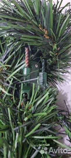 Елка искусственная 210