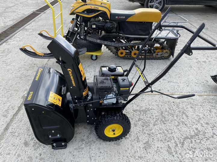 Снегоуборщик Champion ST 656