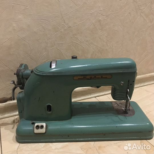Швейная машина Тула,модель 1,на запчасти