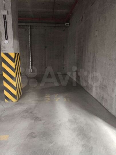 Машиноместо, 13 м²