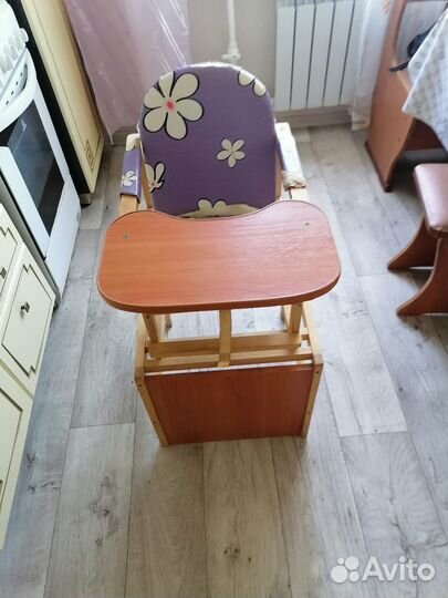 Стульчик для кормления