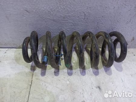Пружина задняя бмв X5 E53