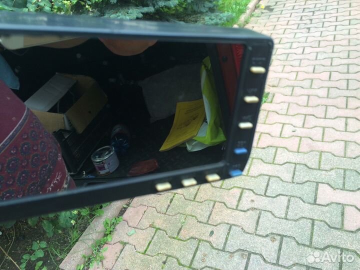 Зеркало заднего вида внутрисалонное с часами