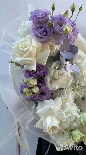 Сборный букет: розы, гортензии, эустома. Доставка