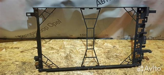 Обтекатель радиатора Opel Insignia