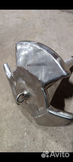 Якорь для лодки