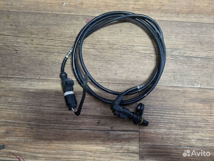 Датчик абс задний правый Mercedes Sprinter 907