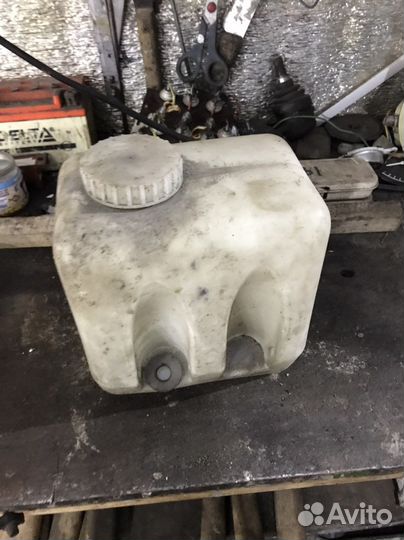 Бачок омывателя жигули