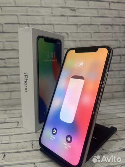 iPhone X, 256 ГБ