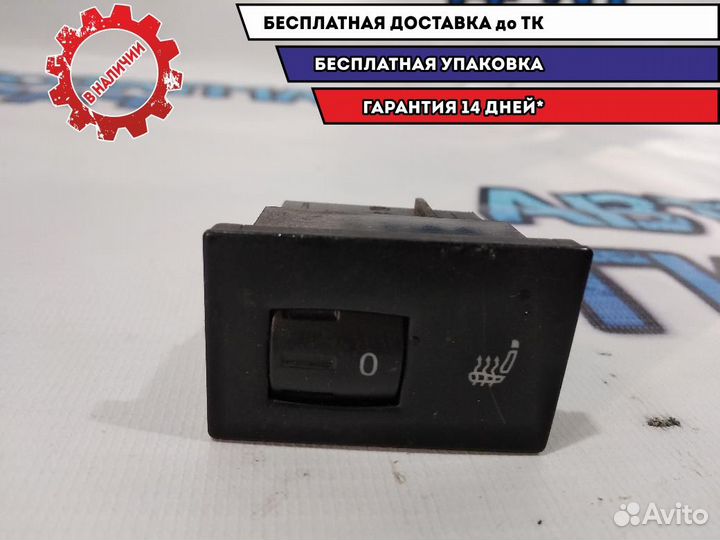 Кнопка обогрева сидений Volkswagen Touareg 7L6963563B Отличное состояние
