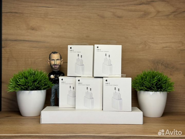 Оригинальный блок Apple 20W (Новый; Запечатанный)