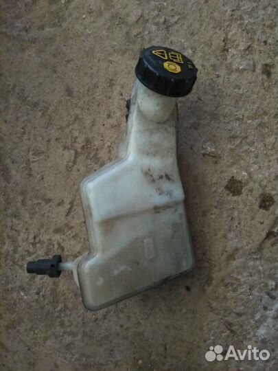 Бачок тормозной жидкости Форд Фьюжен