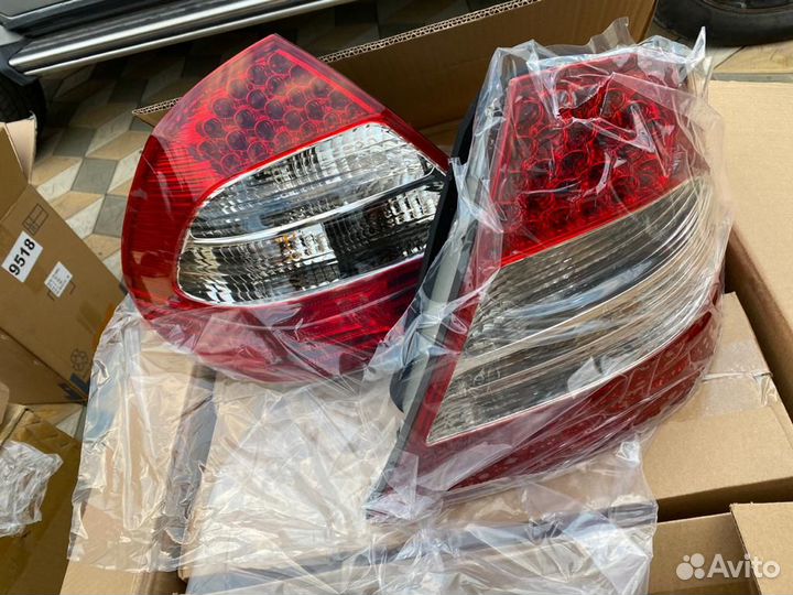 Задние фонари диодные на Mercedes W211