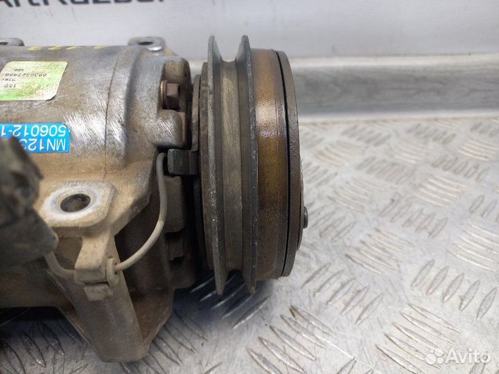 Компрессор кондиционера Mitsubishi L200 KB 2.5