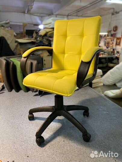 Компьютерное кресло