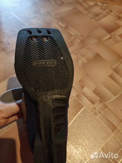 Лыжные ботинки детские 34 размер