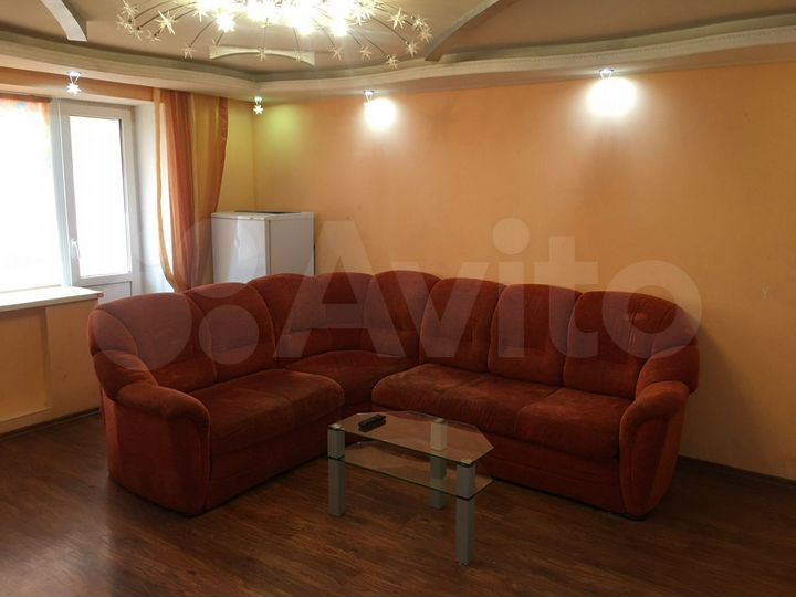 3-к. квартира, 80 м², 2/5 эт.