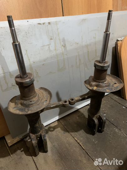 Стойки Никон