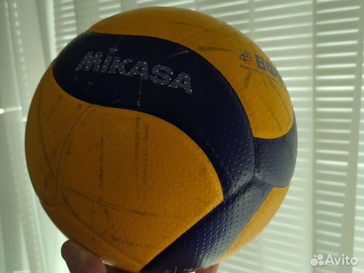 Ремонт футбольных, волейбольных и др